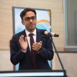 قرقاب: قرار تغيير مجلس إدارة القابضة للاتصالات غير قانوني