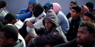 دي مايو: إغلاق مراكز الإيواء إحدى نقاط التفاوض مع ليبيا