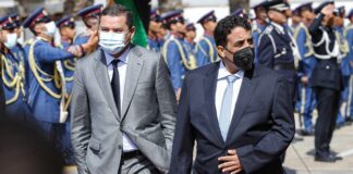 الرئاسي يطالب الحكومة بعدم إعفاء القنصل في إسطنبول ويشير إلى قرار سحب الثقة في مطالبته