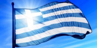 اليونان تطالب بعقد قمة إيطالية فرنسية حول ليبيا لإخراج المقاتلين الأجانب