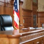 واشنطن بوست: كيف تسبب خطأ الضرّاط في تأجيل محاكمة حفتر؟