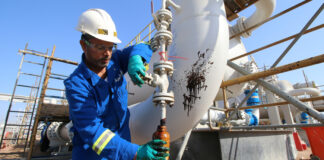 شركة الكهرباء تعلن فقد 2500 ميجا وات