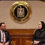 وزير الصناعة يبحث مع نظيرته المصرية دخول المستثمرين المصريين إلى ليبيا