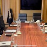 المركزي يناقش سبل تطوير العلاقات التجارية الليبية البريطانية