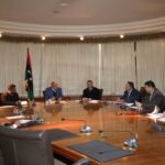 لجنة حصر المطاحن والأعلاف تتفق مع نقابة المخابز على حماية المستهلك