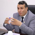 التعليم تؤجل دراسة الحاسوب للعام المقبل لنقص المعلمين