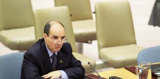 الدباشي يدعو المرشحين إلى الانسحاب بسبب دعم أحدهم من مؤسسات الدولة وأموالها