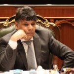 النائب العام يأمر بحبس مدير مصرف الجمهورية فرع -الحرشة- للاختلاس