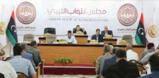 نواب يطالبون بإيقاف الحكومة و”يتبرؤون من فسادها”