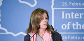 وليامز: تأجيل زيارتي لبني وليد لا يعني إلغاؤها