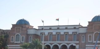 المركزي يعتزم إرسال مليار دينار إلى مصارف المنطقة الشرقية