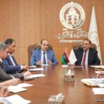 وزير الأشغال العامة بالحكومة الليبية يبحث ملف إعمار بنغازي