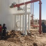 النافورة النفطي ينجز تركيب صمامات لخطوط التصريف بالحقل
