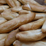 أبو عزة: مراكز التحليل والرقابة على الأغذية والأدوية أكدوا خلوا العينات من مادة برومات البوتاسيوم