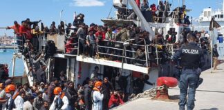 وصول 480 مهاجرا غير قانوني من ليبيا إلى إيطاليا