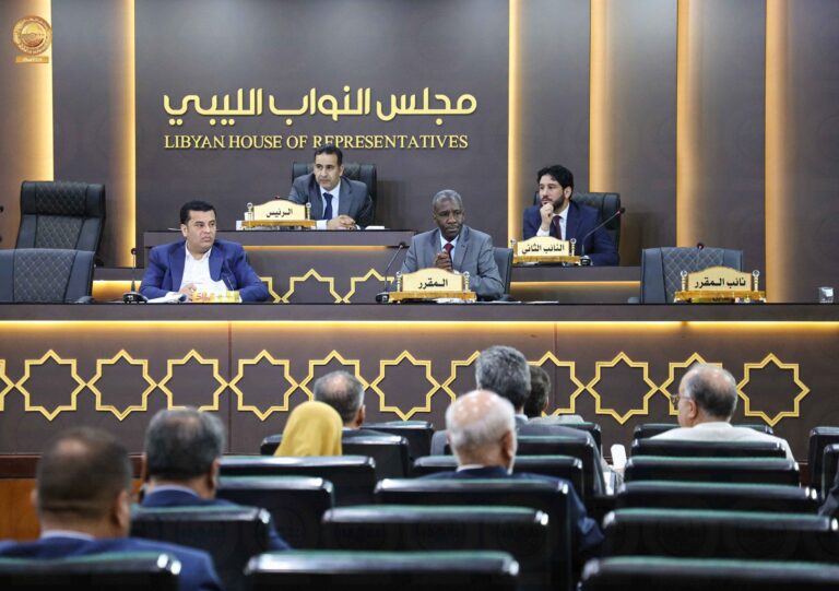مجلس النواب يناقش آلية تشكيل الحكومة ومشروع قانون الميزانية العامة المقدم من الحكومة الليبية