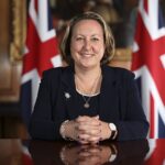 تريفيليان: الفساد النفطي يؤخر تقدم العملية السياسية في ليبيا ويهدد استقرارها